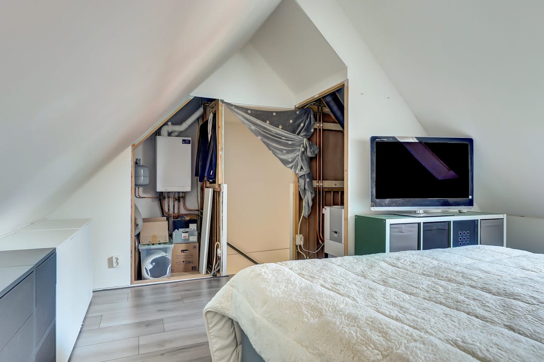 Photo 23 of Robert Stolzhof 258