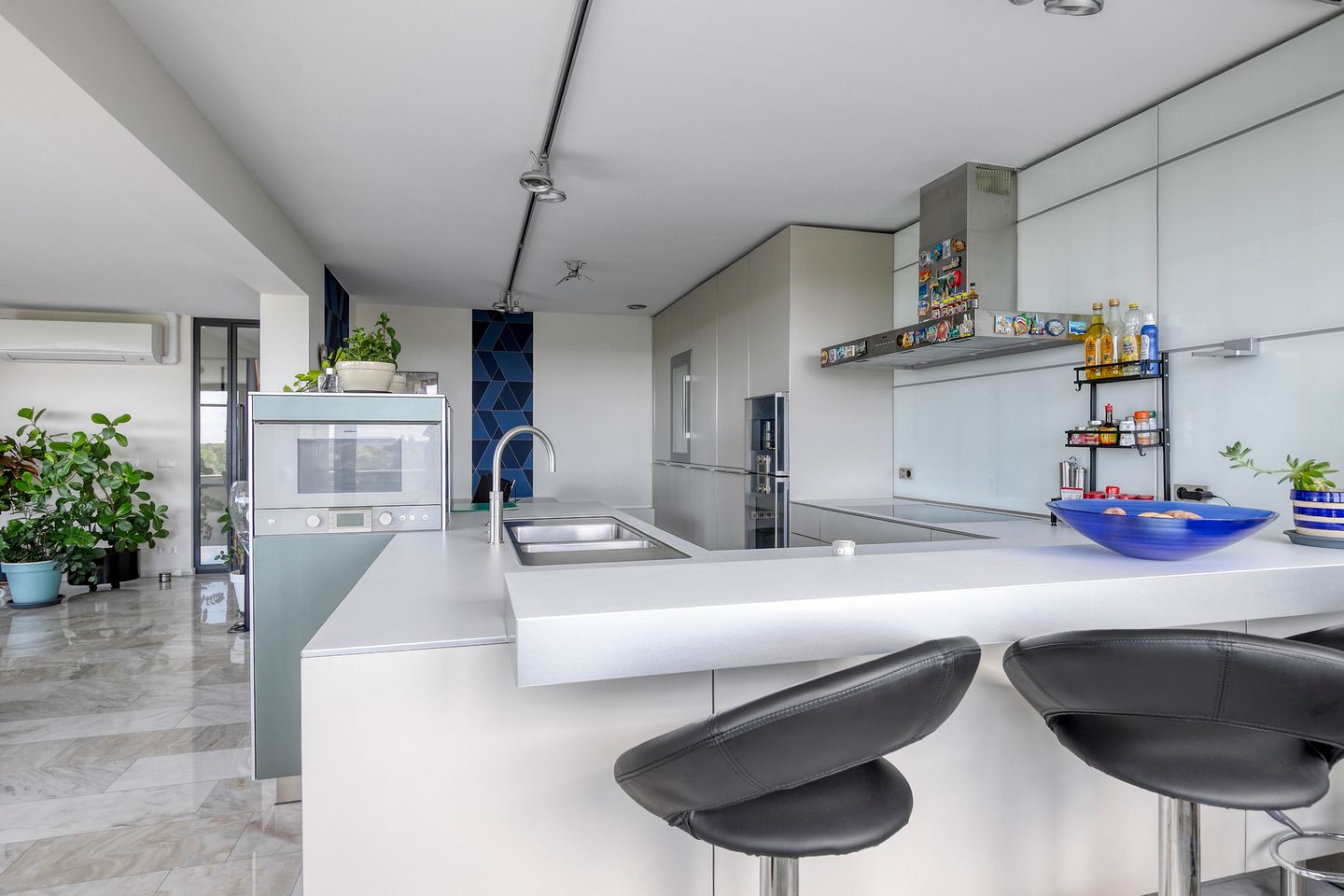 Photo 10 of Sandbergplein 15