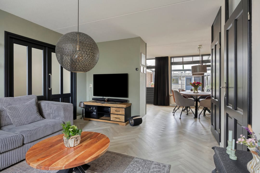 Photo 2 of Van Breestraat 72