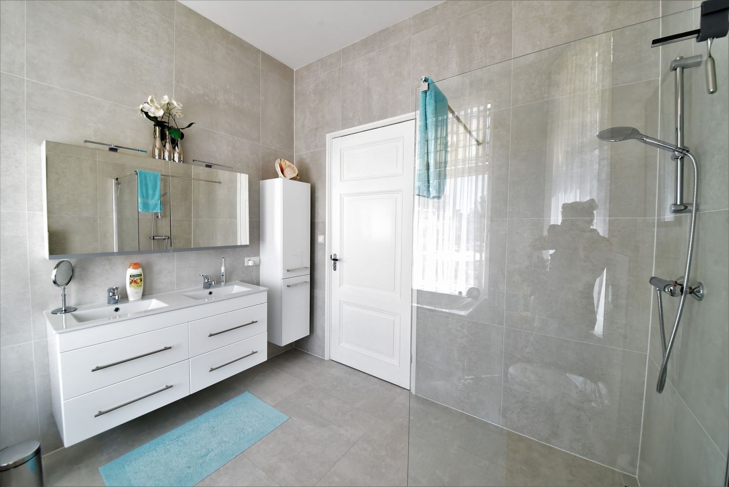 Photo 14 of Frederik Hendrikplein 37