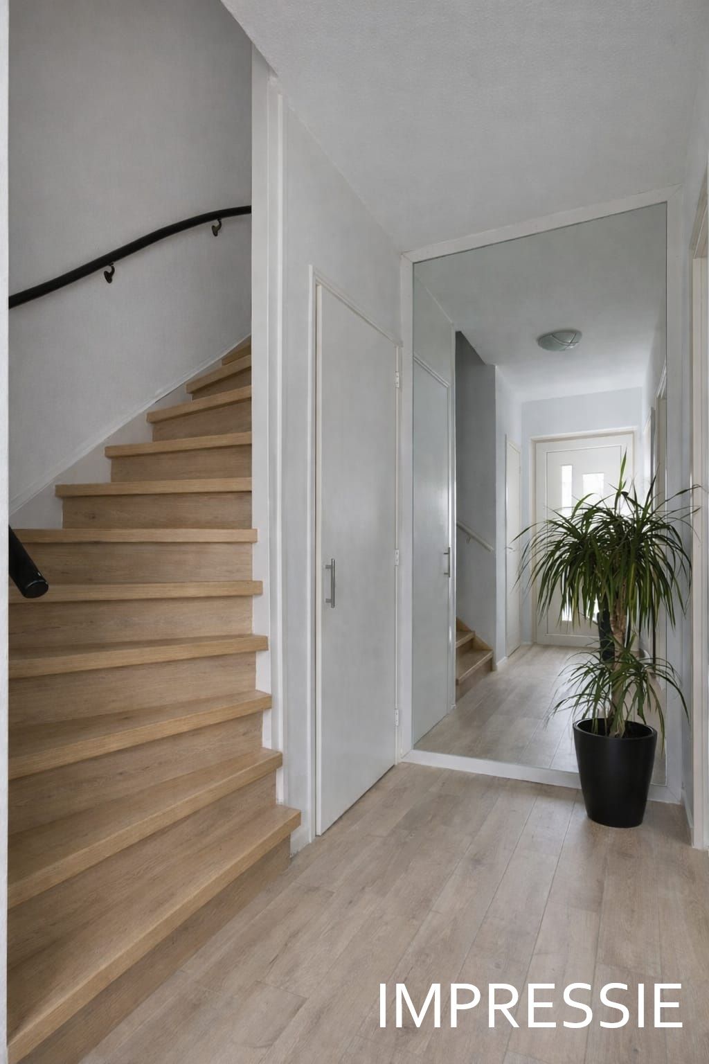 Photo 12 of van Asperenstraat 11