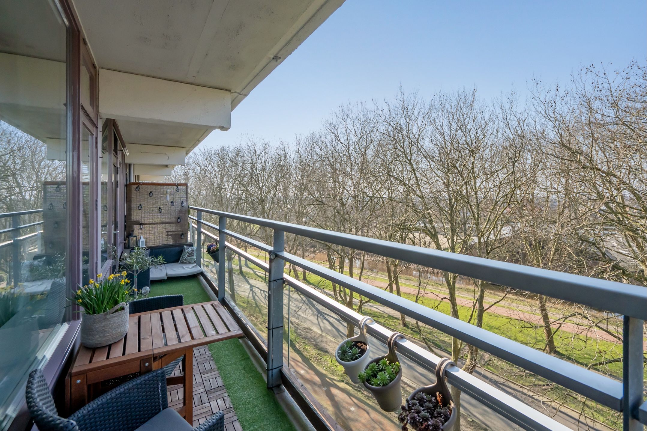 Stunning move-in ready 3-room apartment with balcony — 22