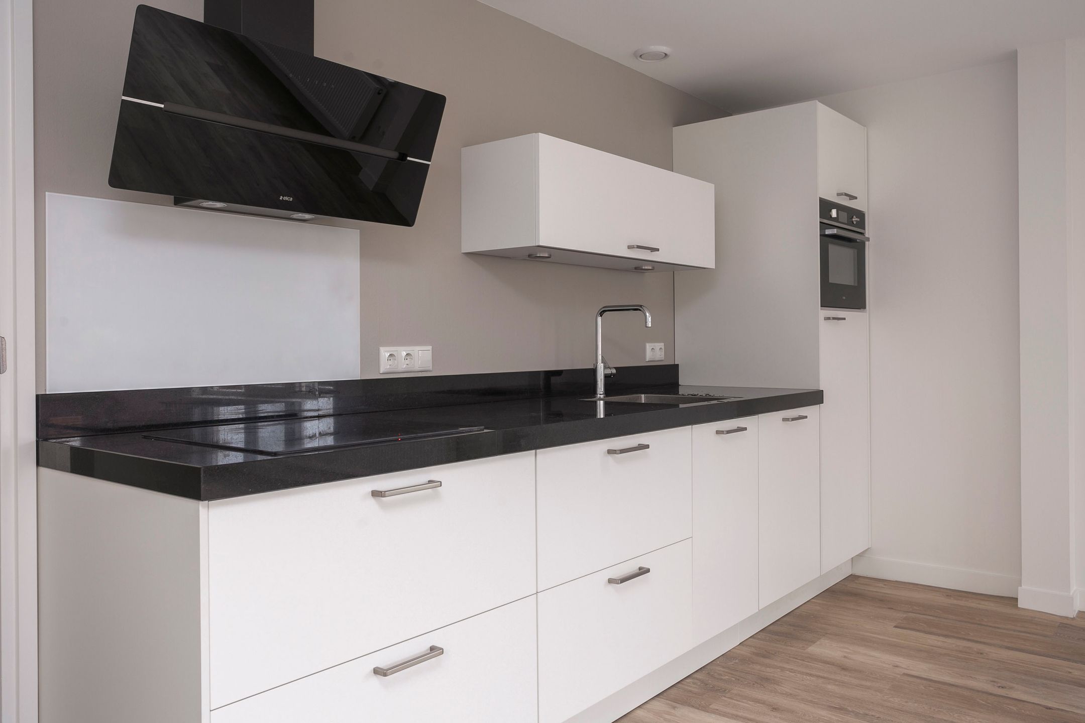 Foto 6 van Domineeskamp 4-E