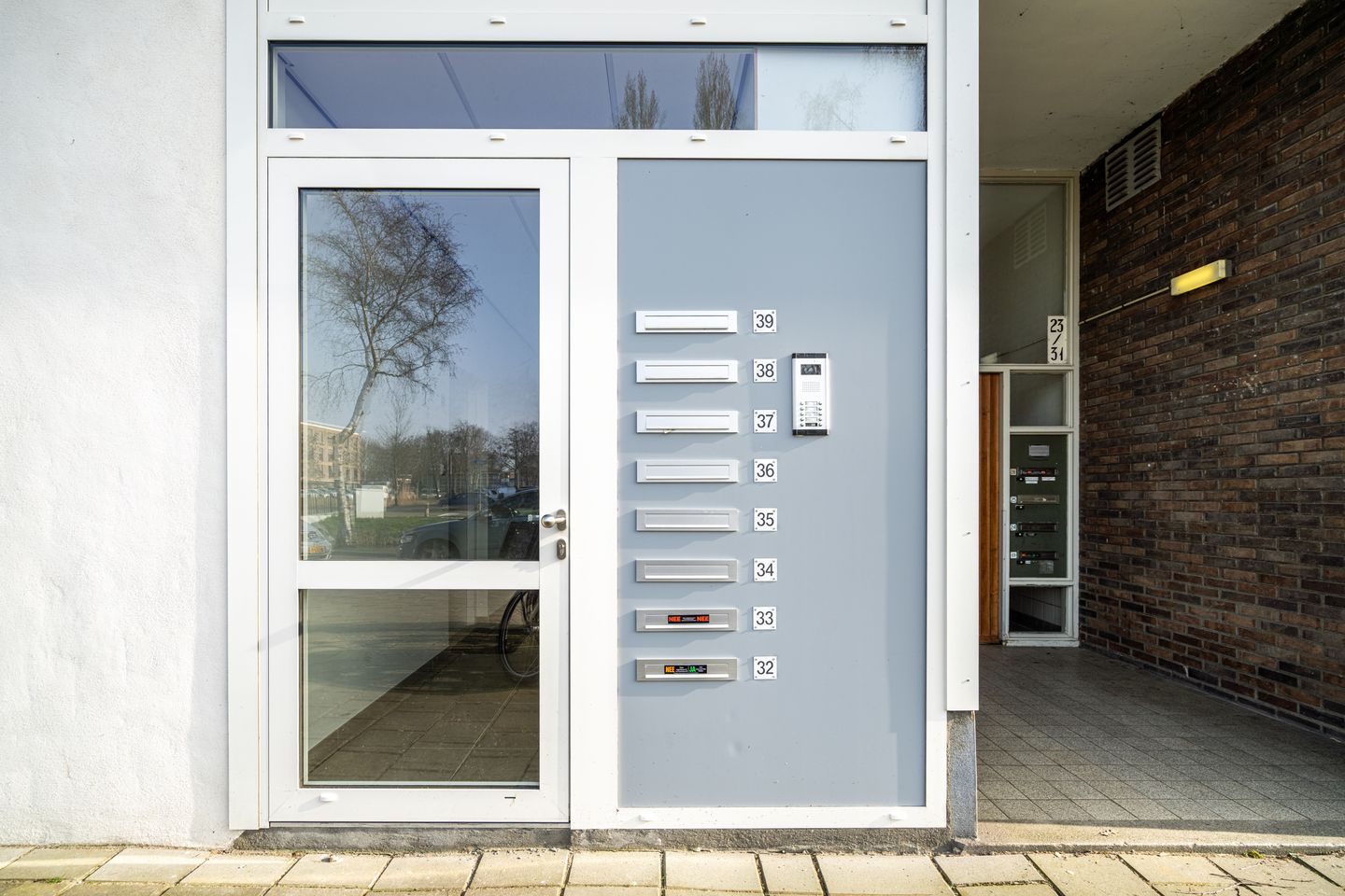 Foto 44 van Gerard Douplantsoen 38