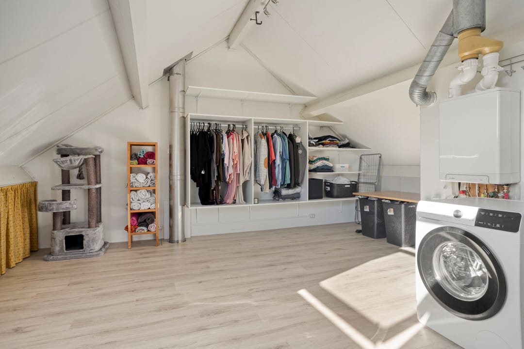 Photo 28 of Purmer 20