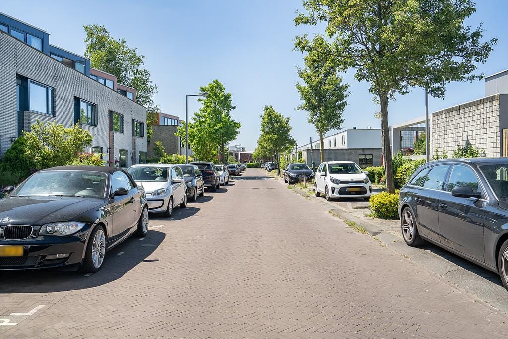 Photo 28 of Brilduikerstraat 46