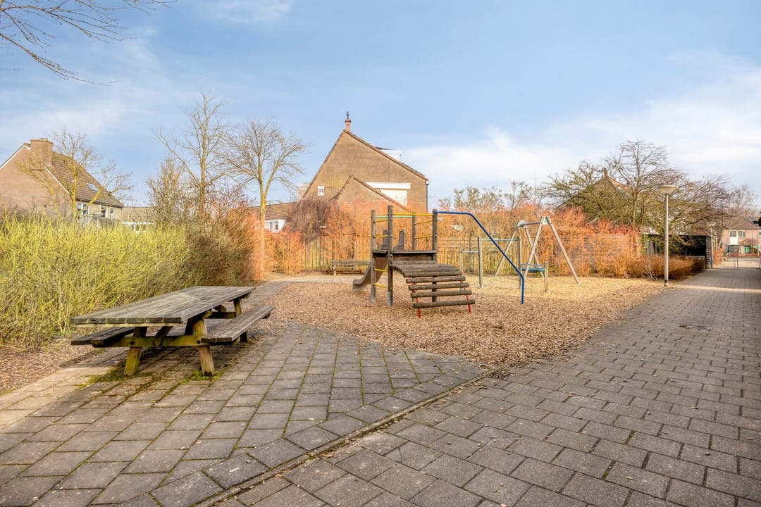 Foto 38 van Volendamstraat 20