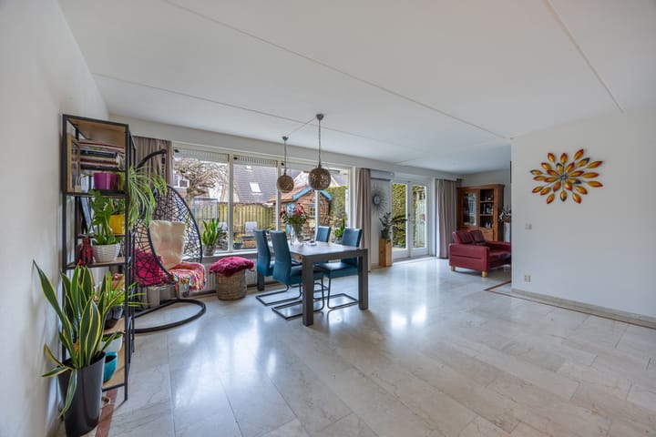 Photo 4 of Johannes ter Horststraat 10