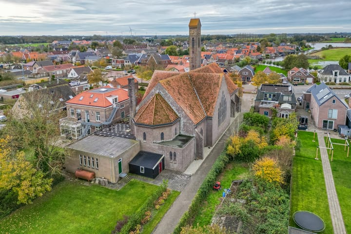 Nes 134, Wervershoof