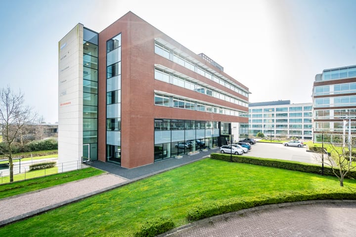 Tupolevlaan 81, Schiphol-Rijk