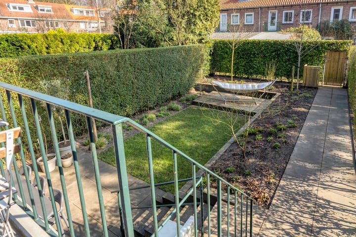 Photo 2 of Jacob van Ruysdaelstraat 25