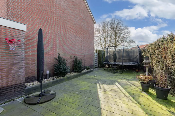 Photo 4 of Renbaanstraat 25