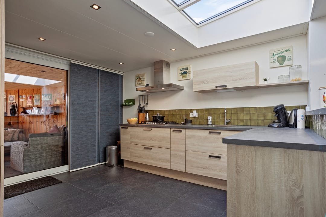 Photo 16 of Enschedesestraat 13