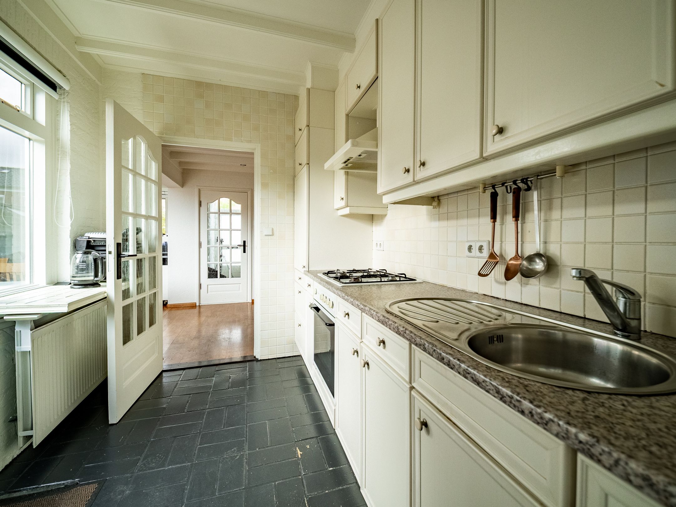 Foto 9 van van Hogendorpstraat 1