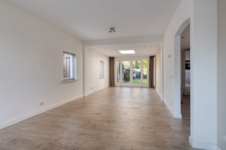 Photo 3 of Prins Bernhardlaan 20