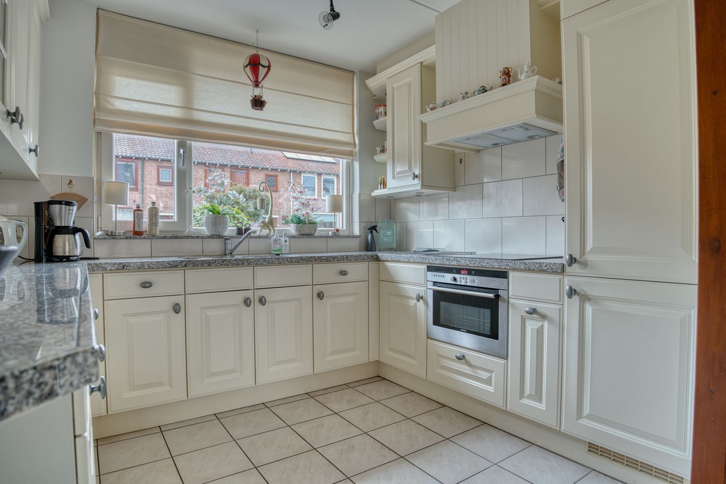 Foto 19 van Prinses Irenestraat 10