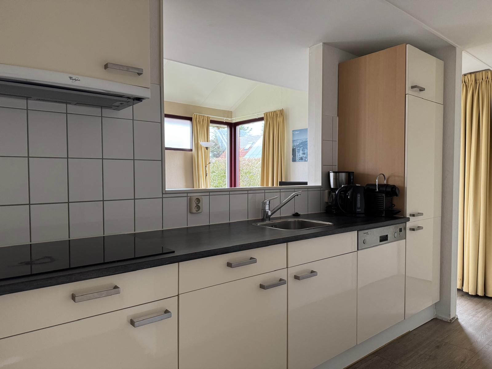 2-bedroom freehold villa in Heinkenszand — photo 4 of 5