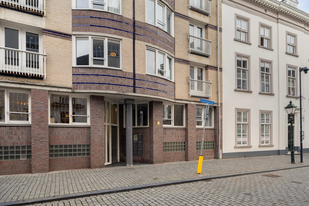 Photo 8 of Catharinastraat 19