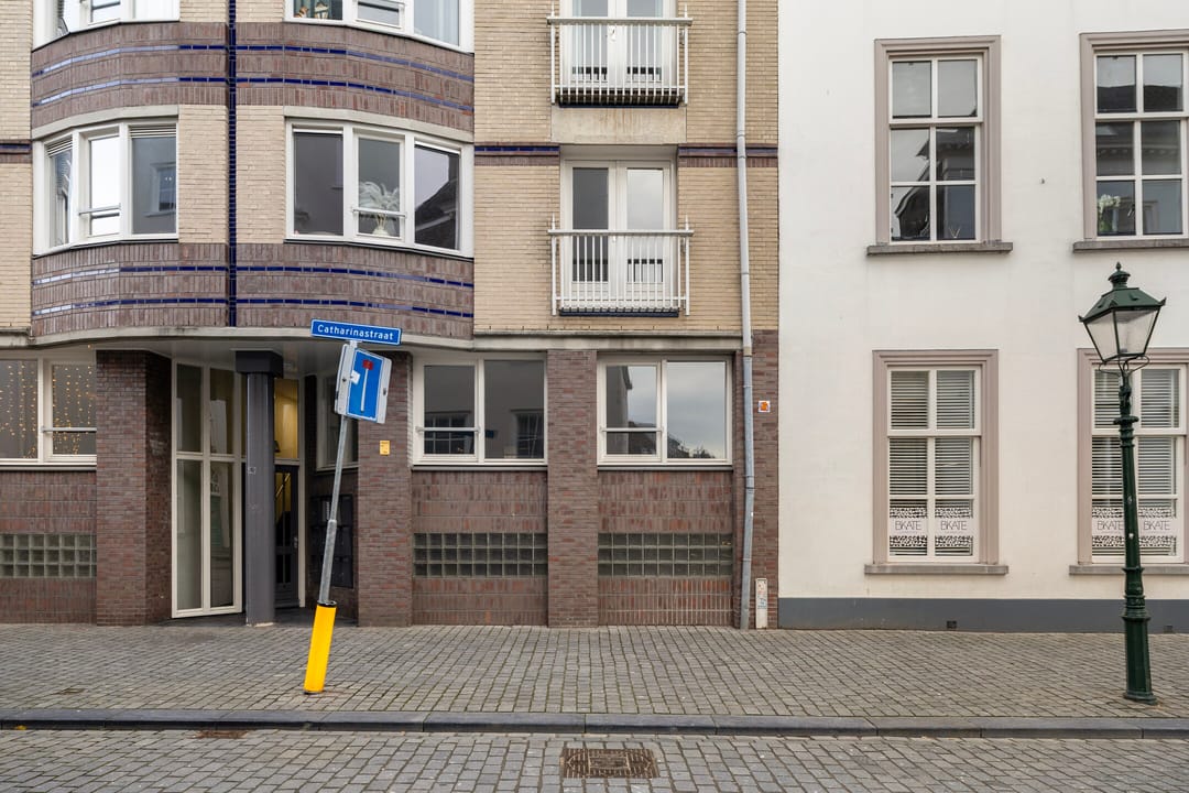 Photo 7 of Catharinastraat 19