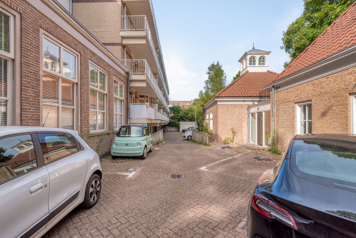 Photo 25 of Catharinastraat 19