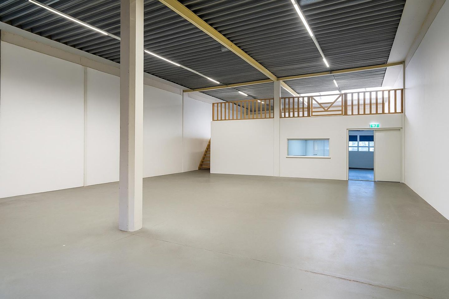 View photo 5 of Nijverheidsweg 18