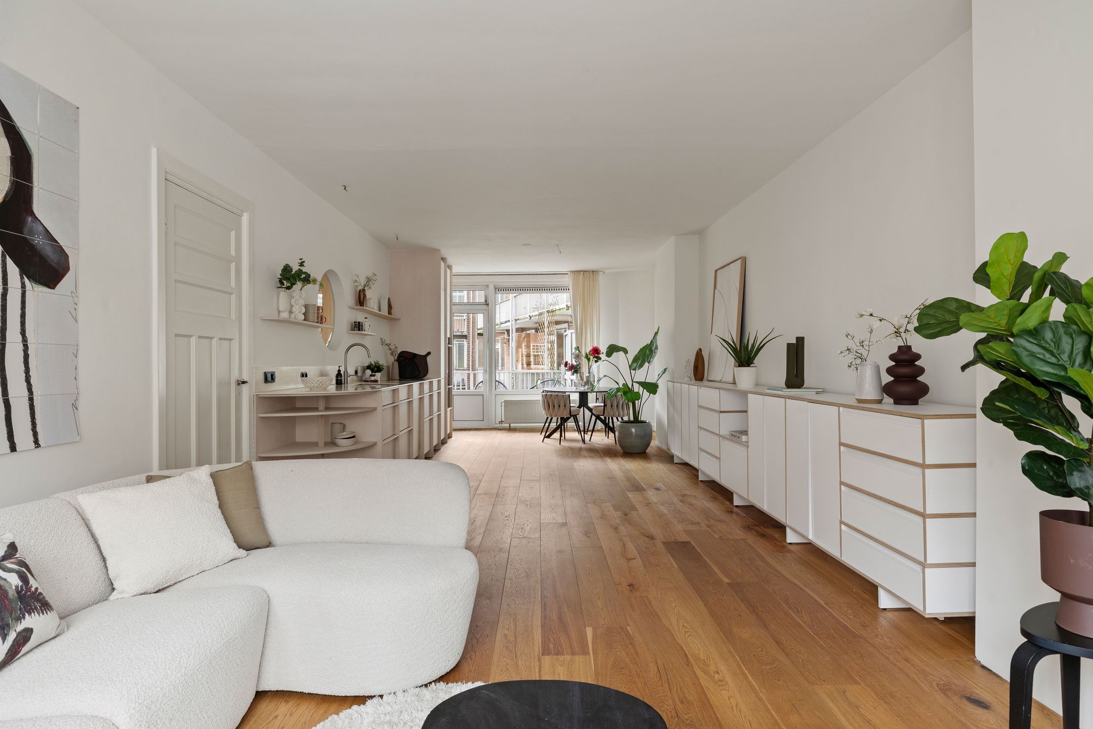 Photo 6 of Maasstraat 59-1