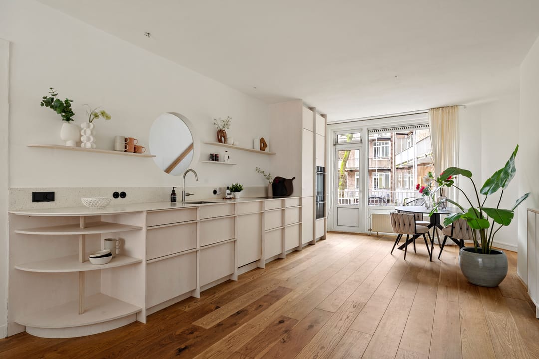 Photo 8 of Maasstraat 59-1