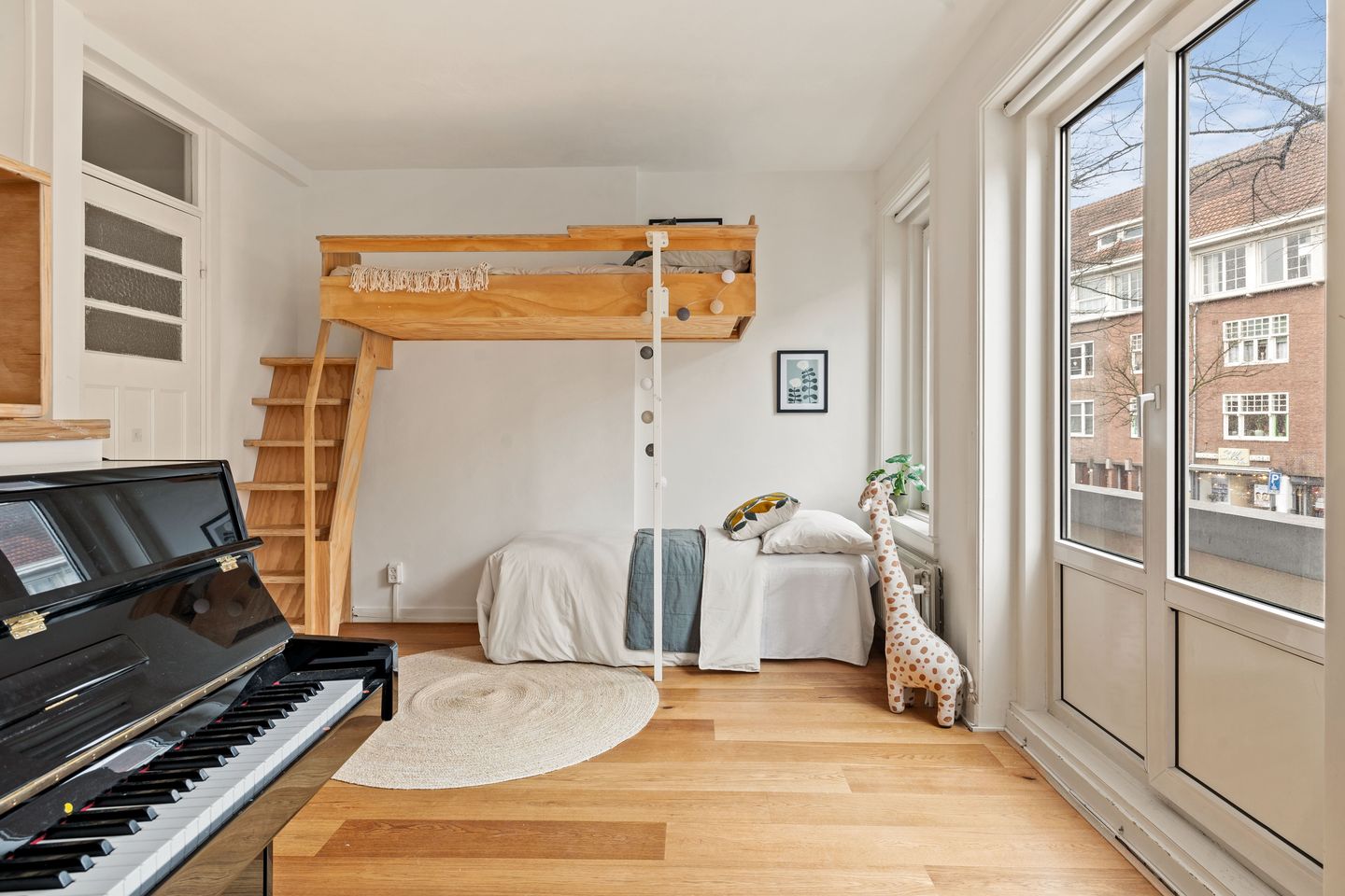 Photo 20 of Maasstraat 59-1