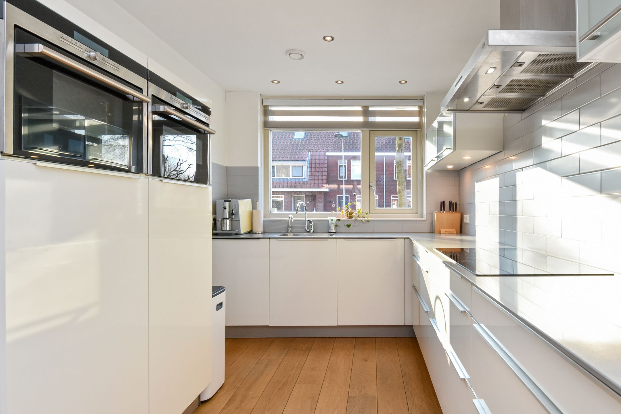 Foto 12 van Albert van Schoonhovenlaan 5