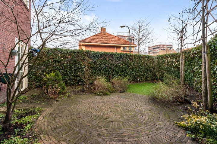 Foto 3 van Merelstraat 1