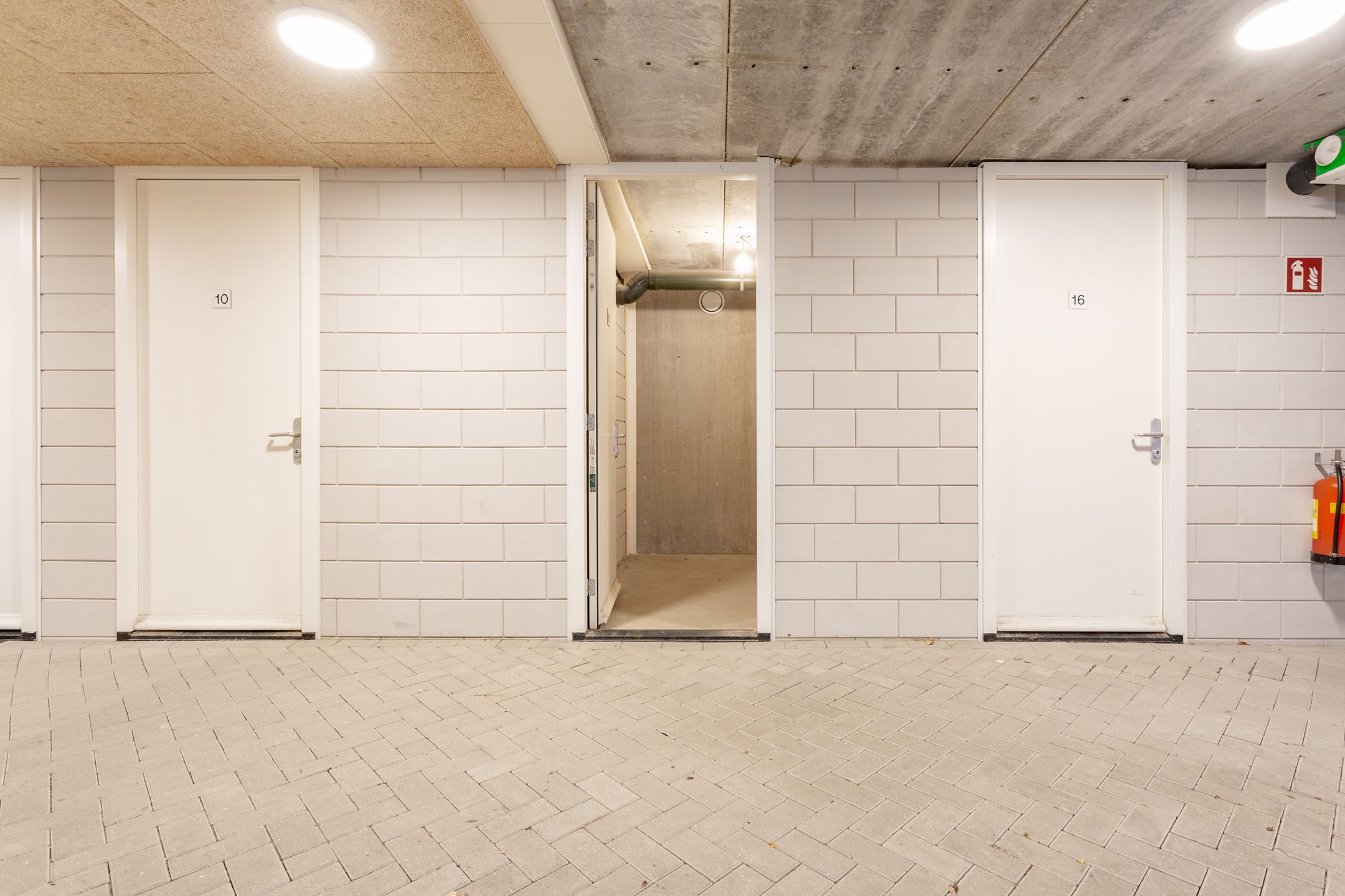 Modern luxury apartment with 115m² living space and A+++ energy rating in Muiden's Krijgsman area — 27