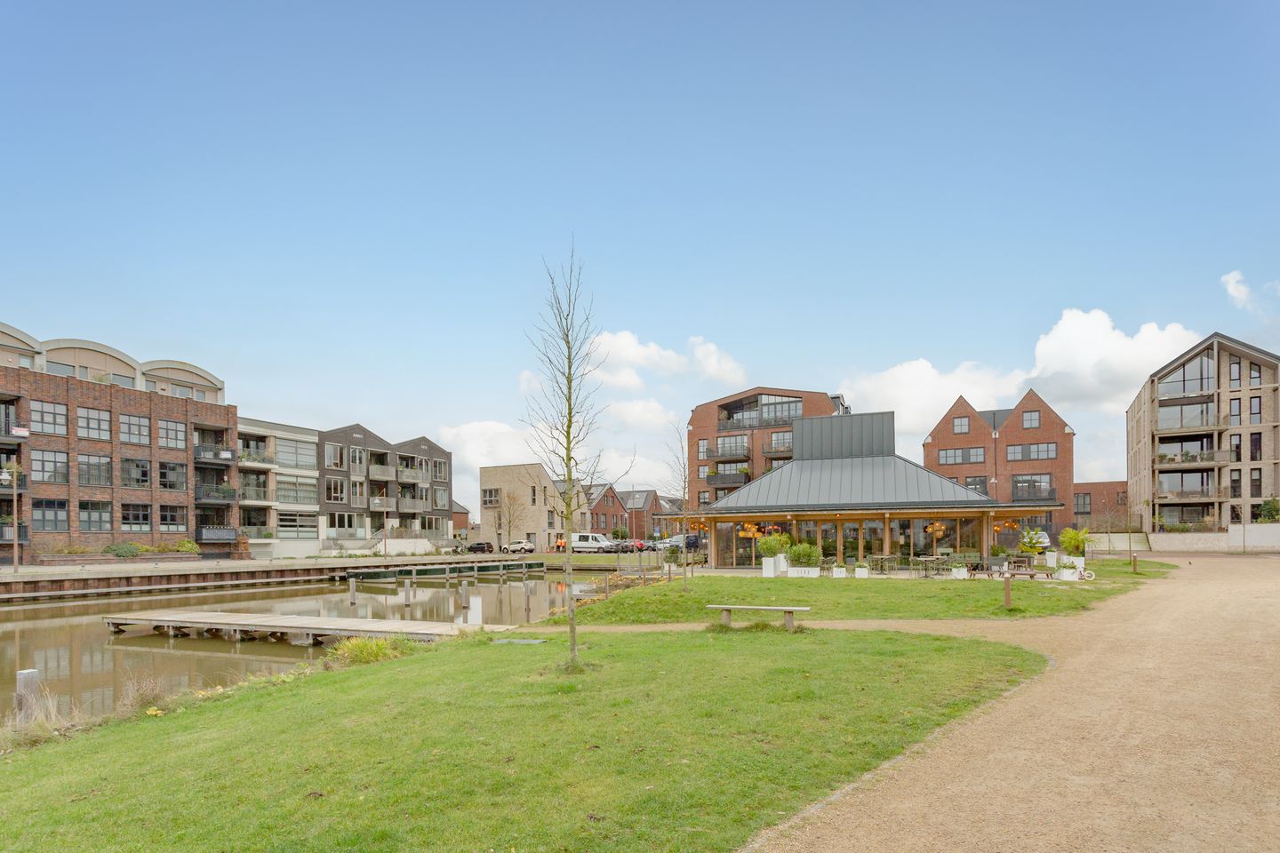 Modern luxury apartment with 115m² living space and A+++ energy rating in Muiden's Krijgsman area — 35