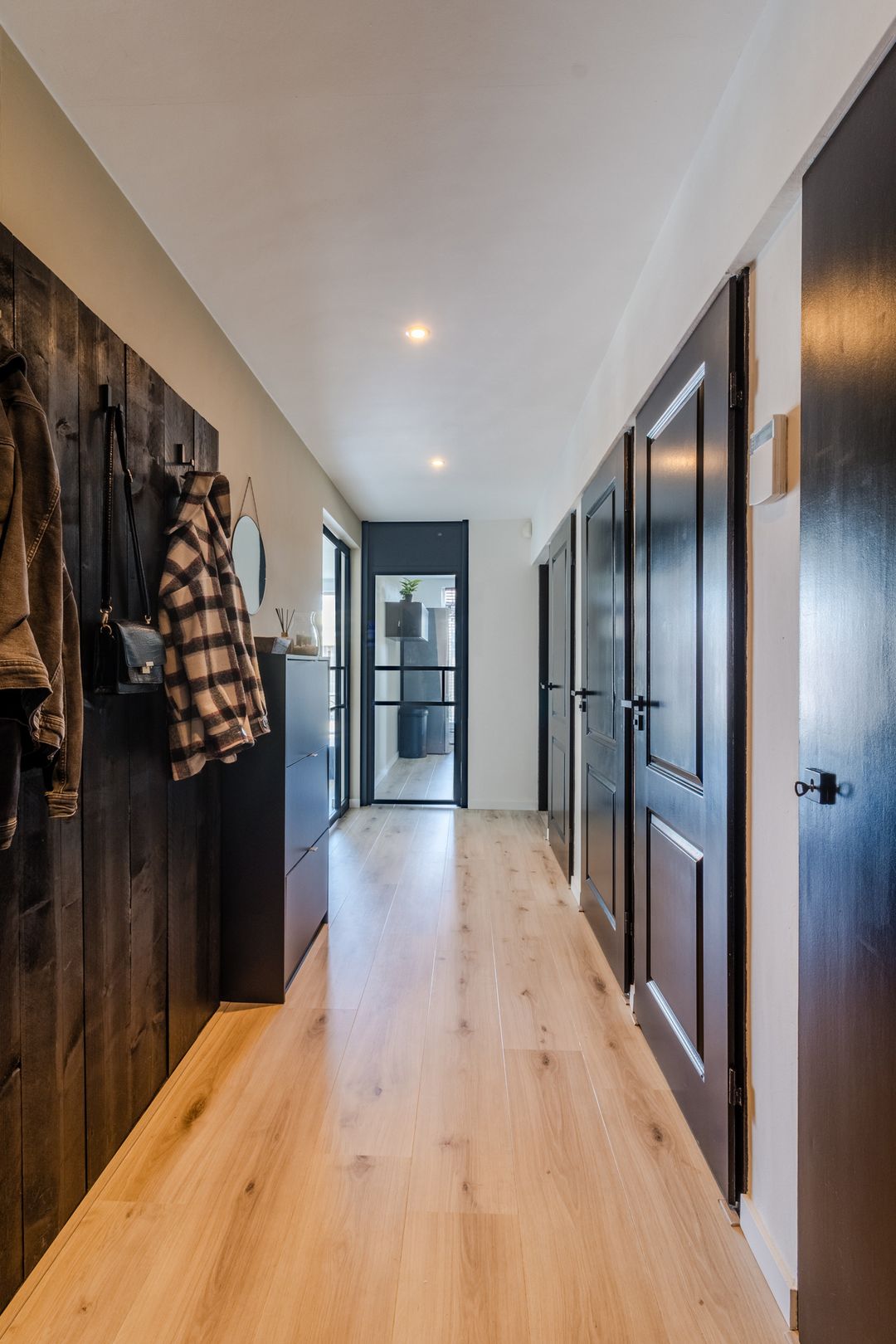 Foto 8 van Anton Wachterburg 22