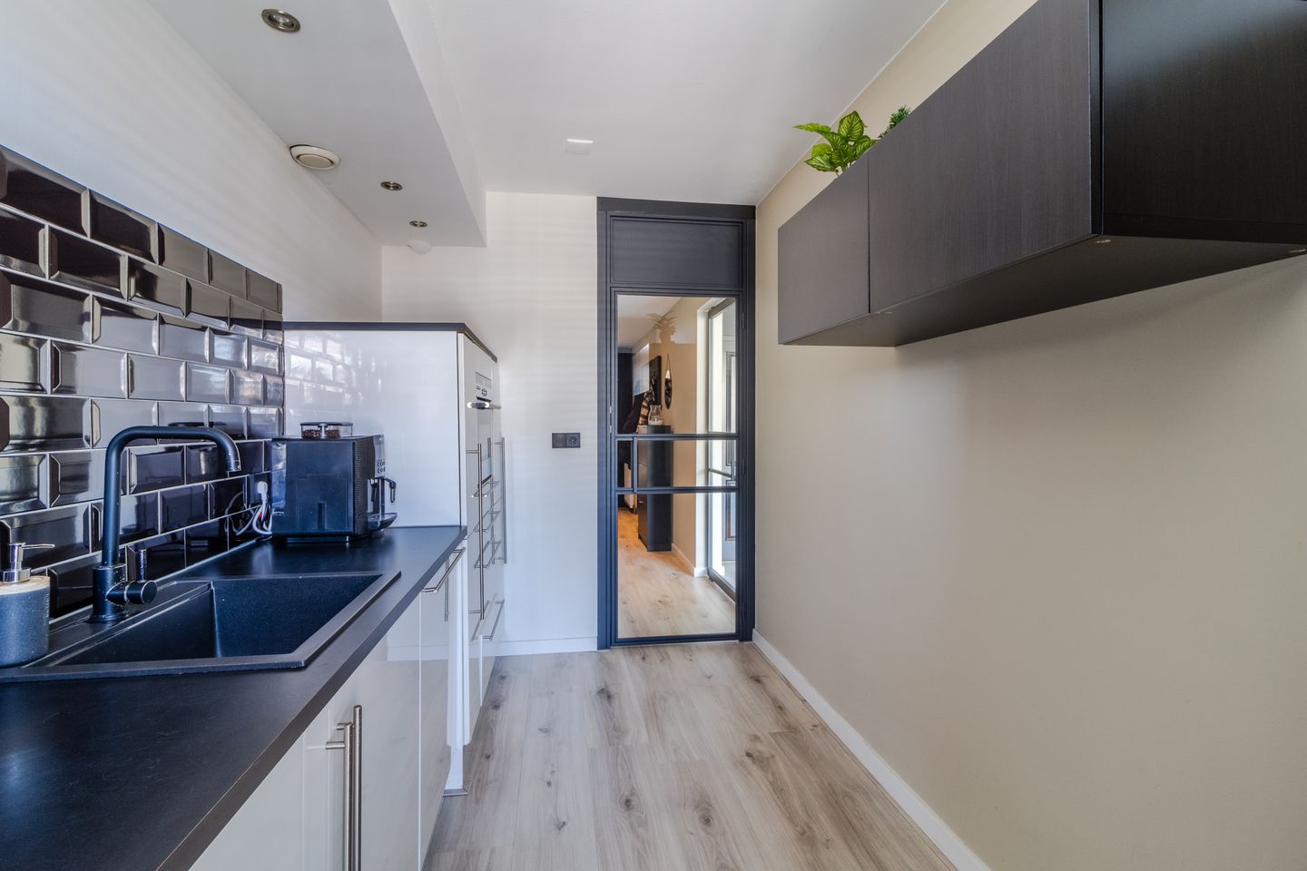 Foto 19 van Anton Wachterburg 22