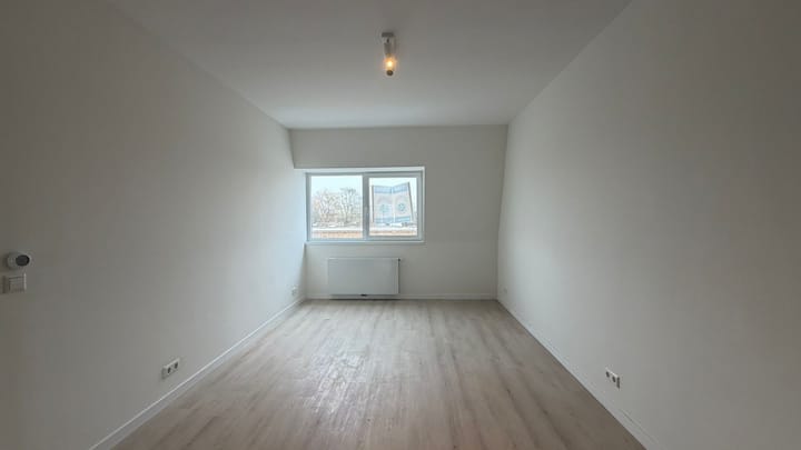 Photo 4 of Van Musschenbroekstraat 153-A