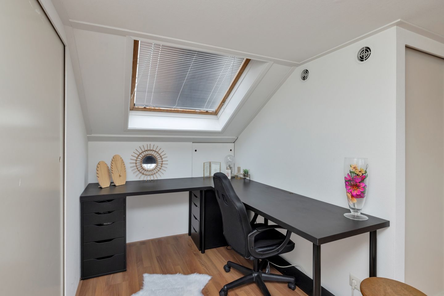 Photo 25 of Rietmees 51