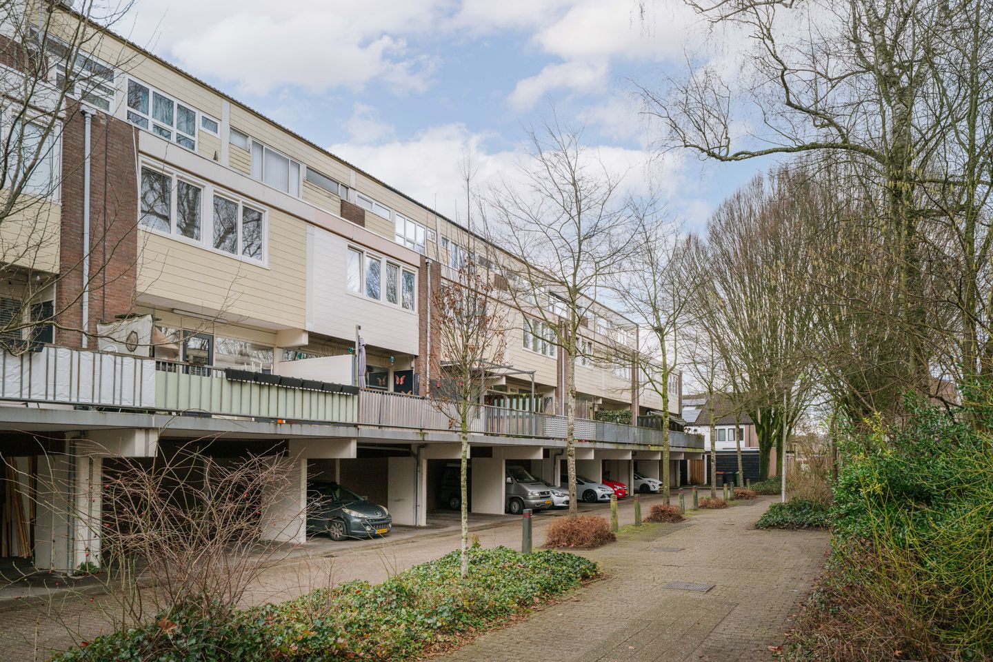 Foto 29 van Doornenburg 813