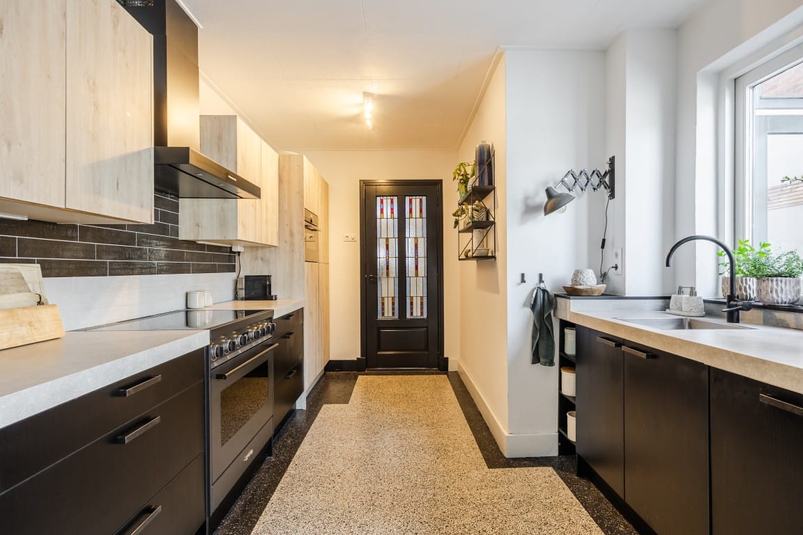 Foto 18 van Burgemeester De Roocklaan 10