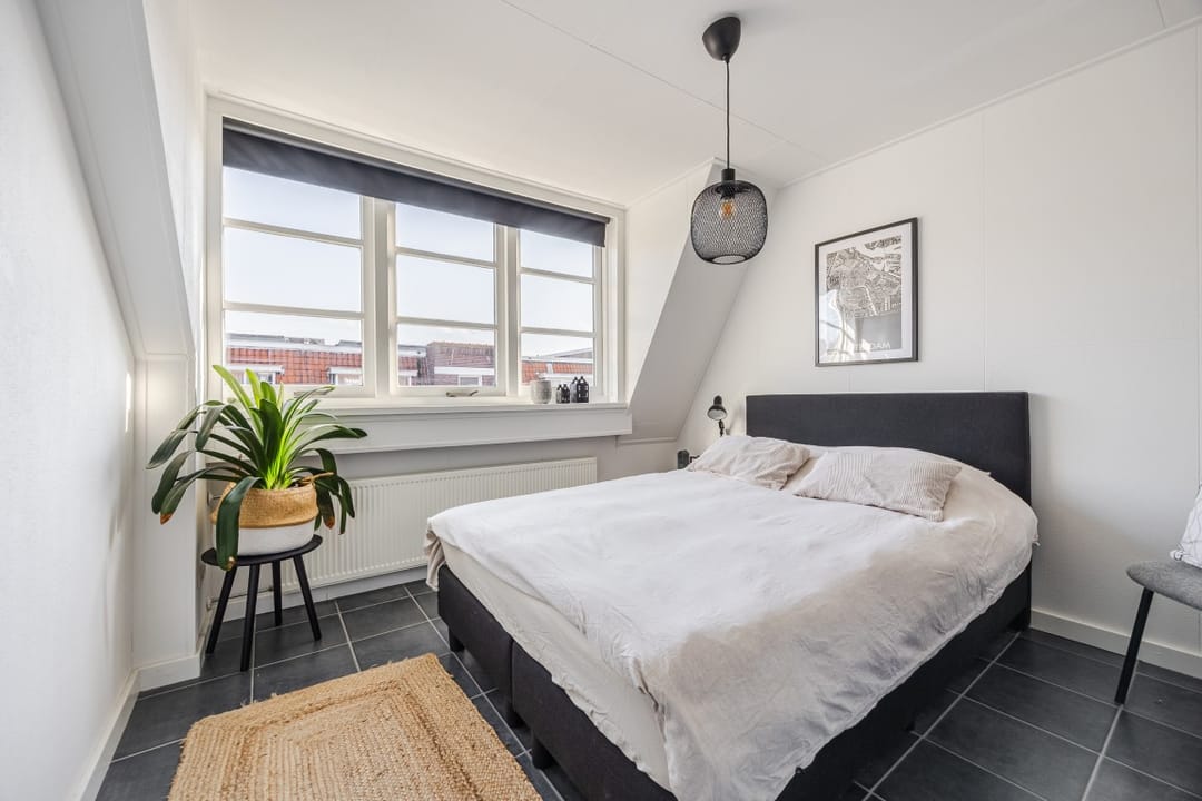 Foto 43 van Burgemeester De Roocklaan 10