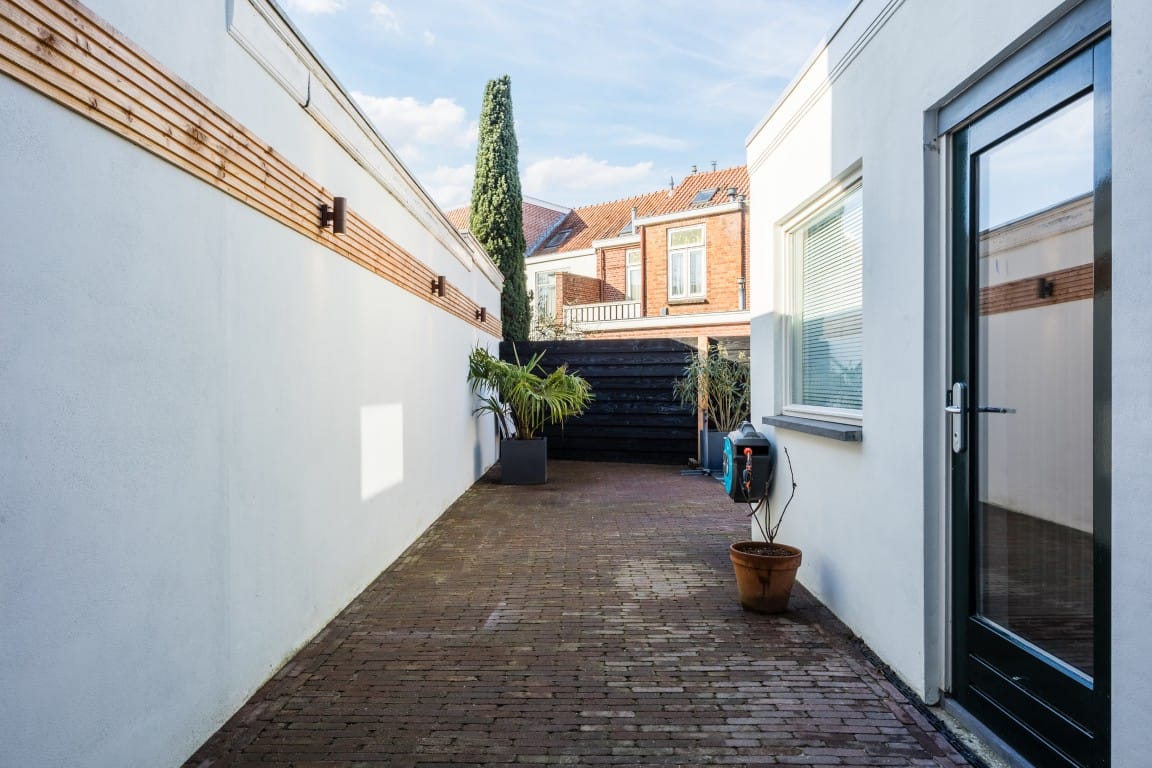 Foto 48 van Burgemeester De Roocklaan 10