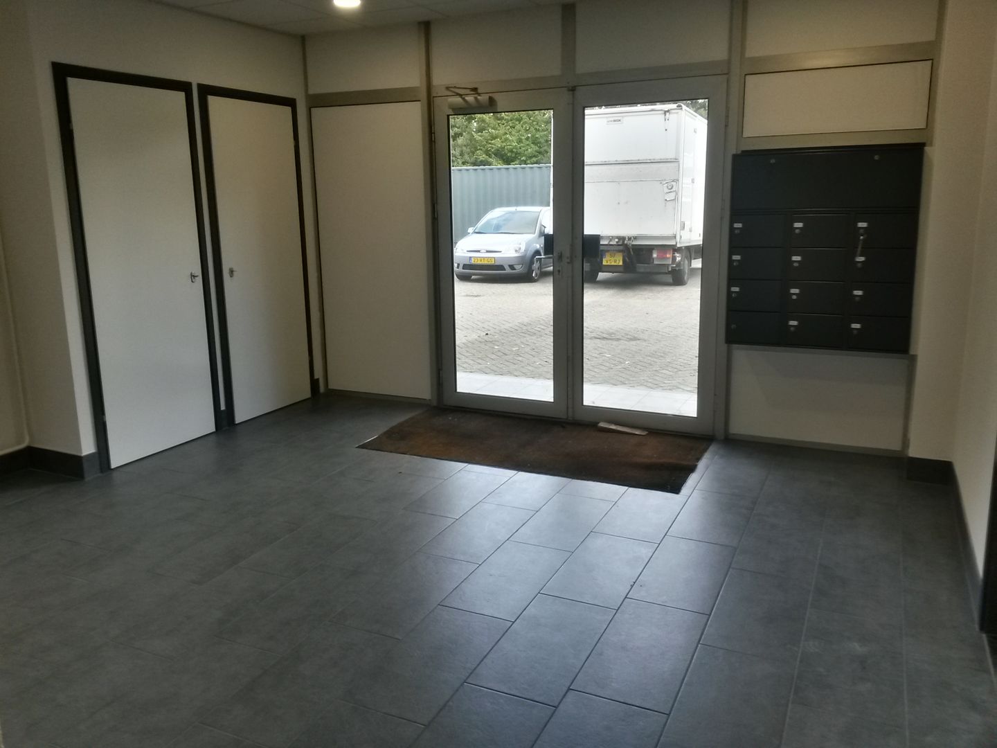 Bekijk foto 3 van Industrieweg 33