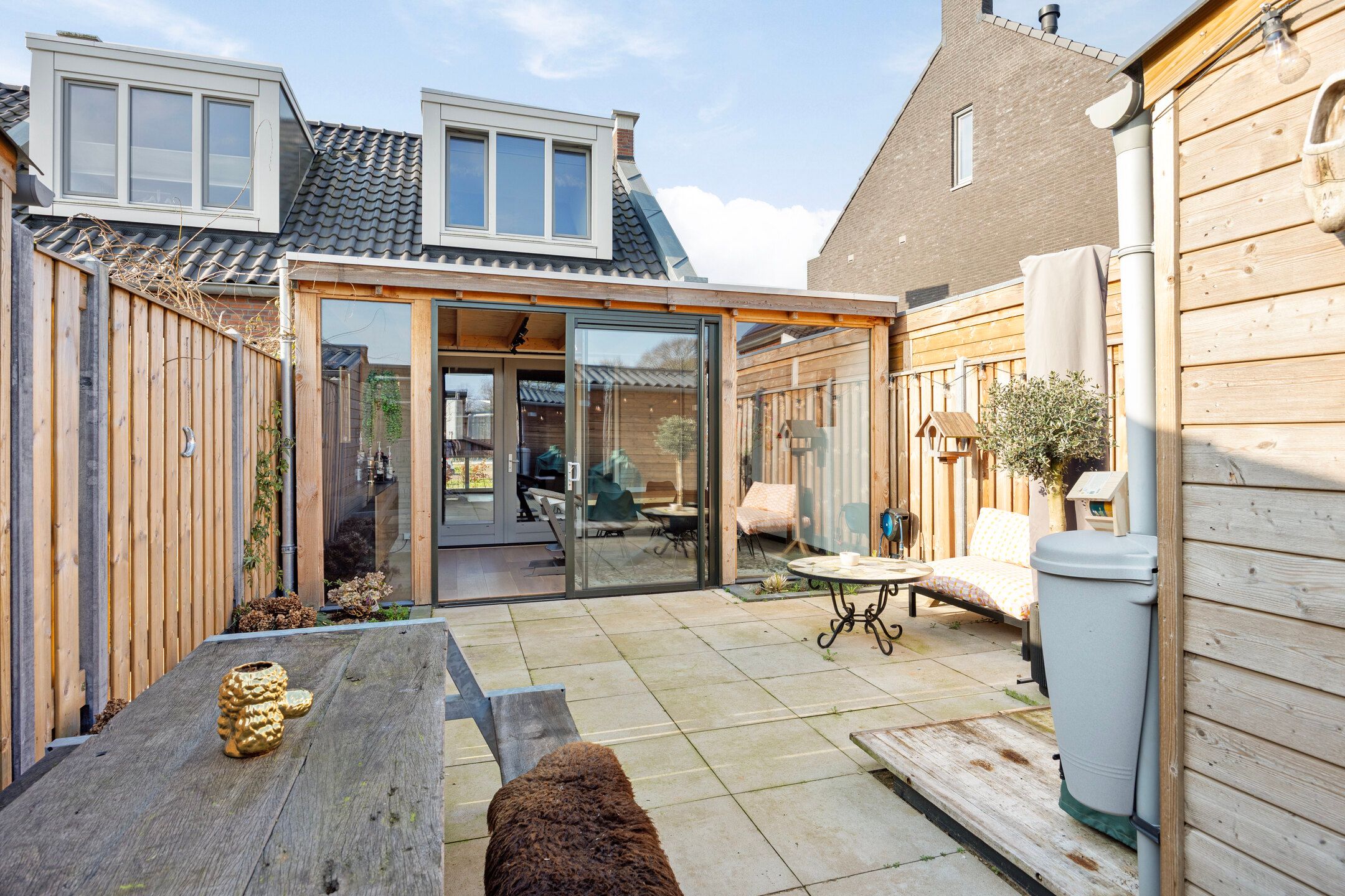 Photo 24 of Gouvernante 27