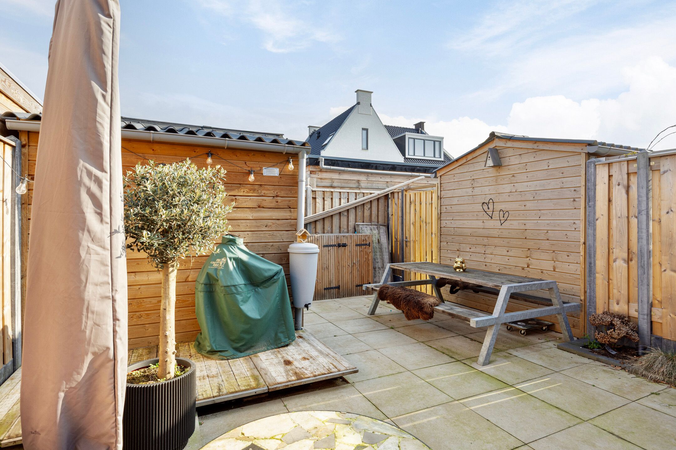 Photo 27 of Gouvernante 27