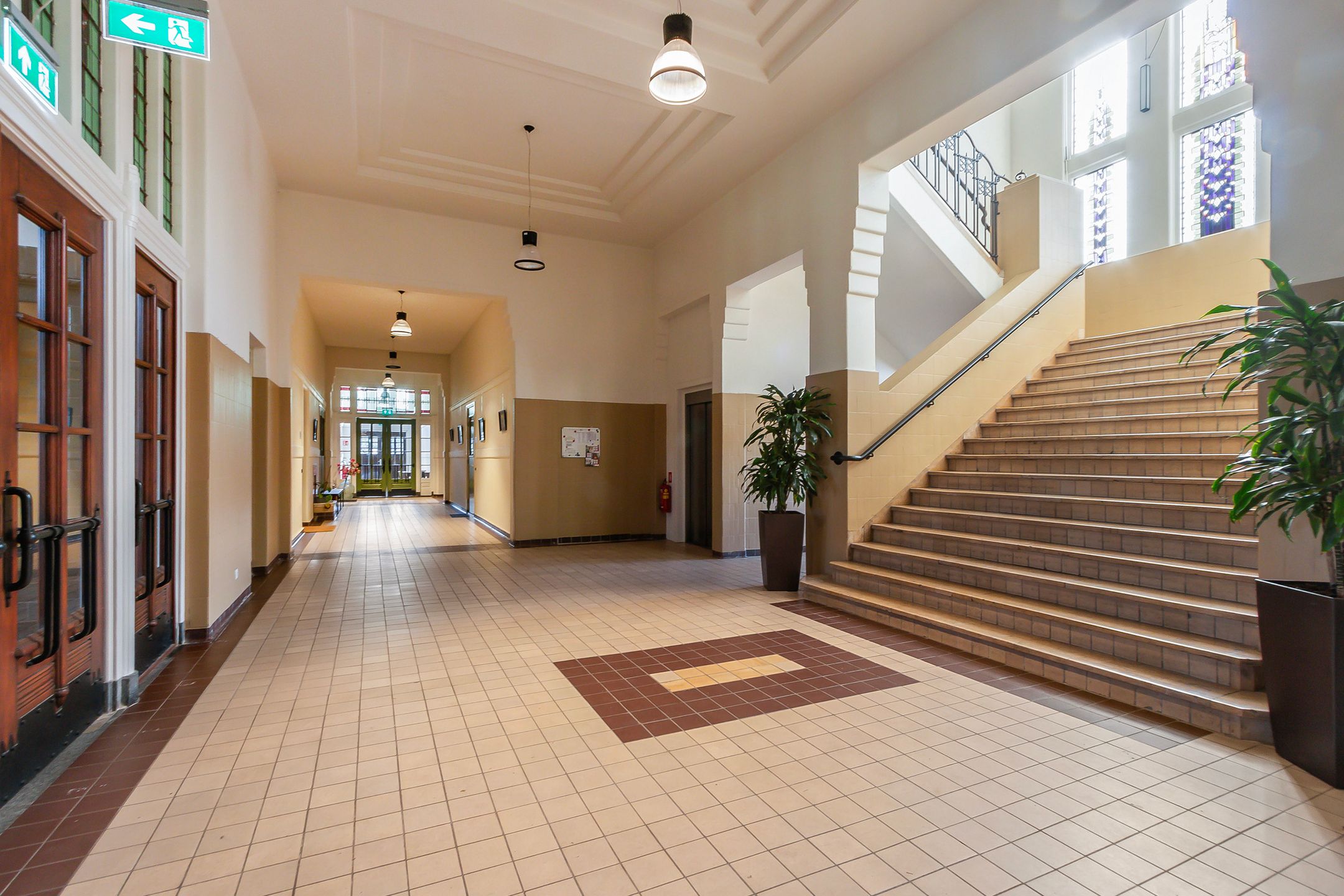 Photo 9 of Reeweg Oost 123-P