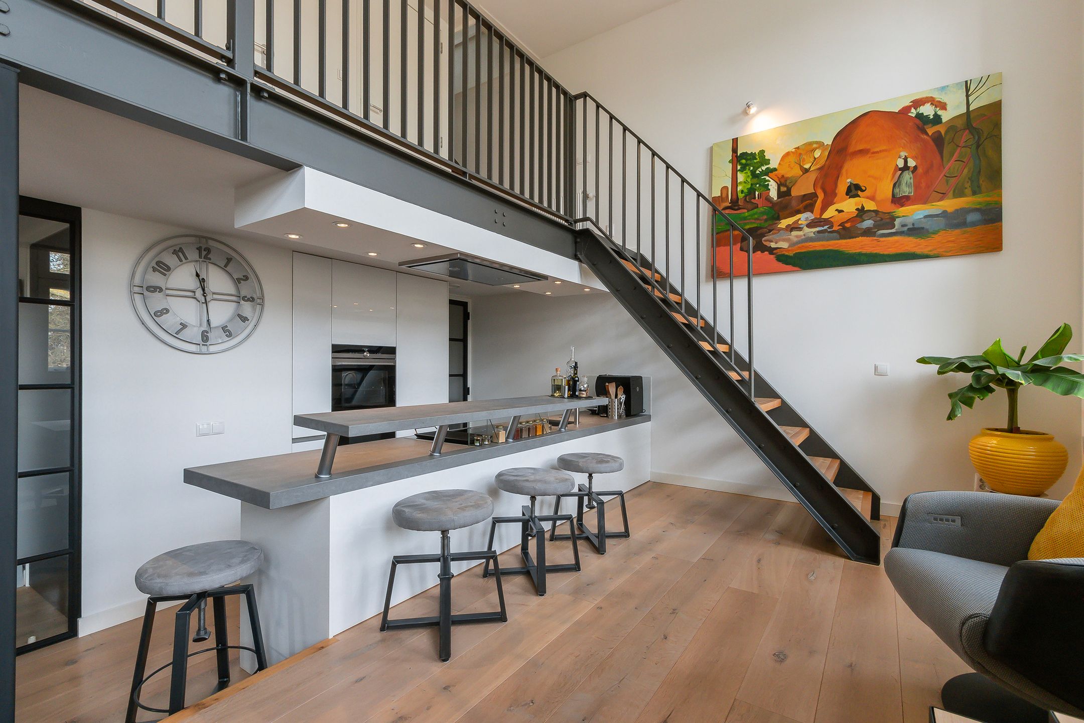 Photo 21 of Reeweg Oost 123-P