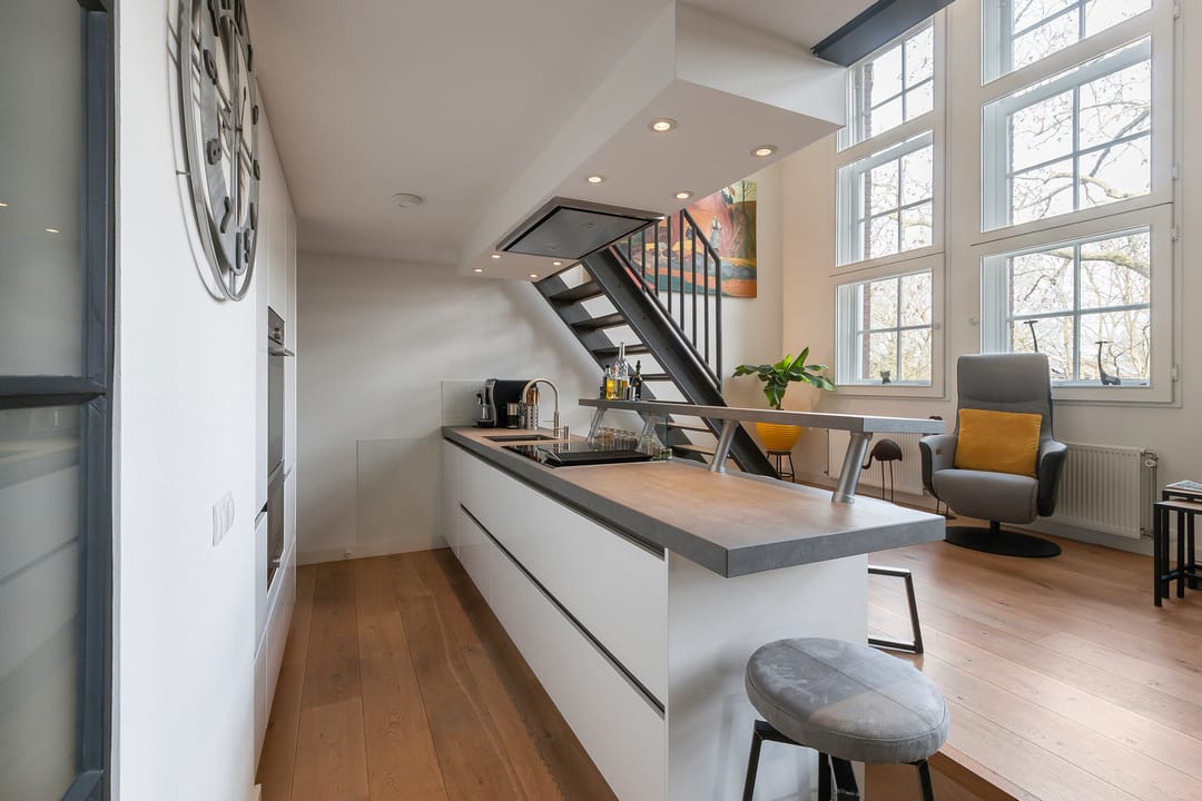 Photo 22 of Reeweg Oost 123-P