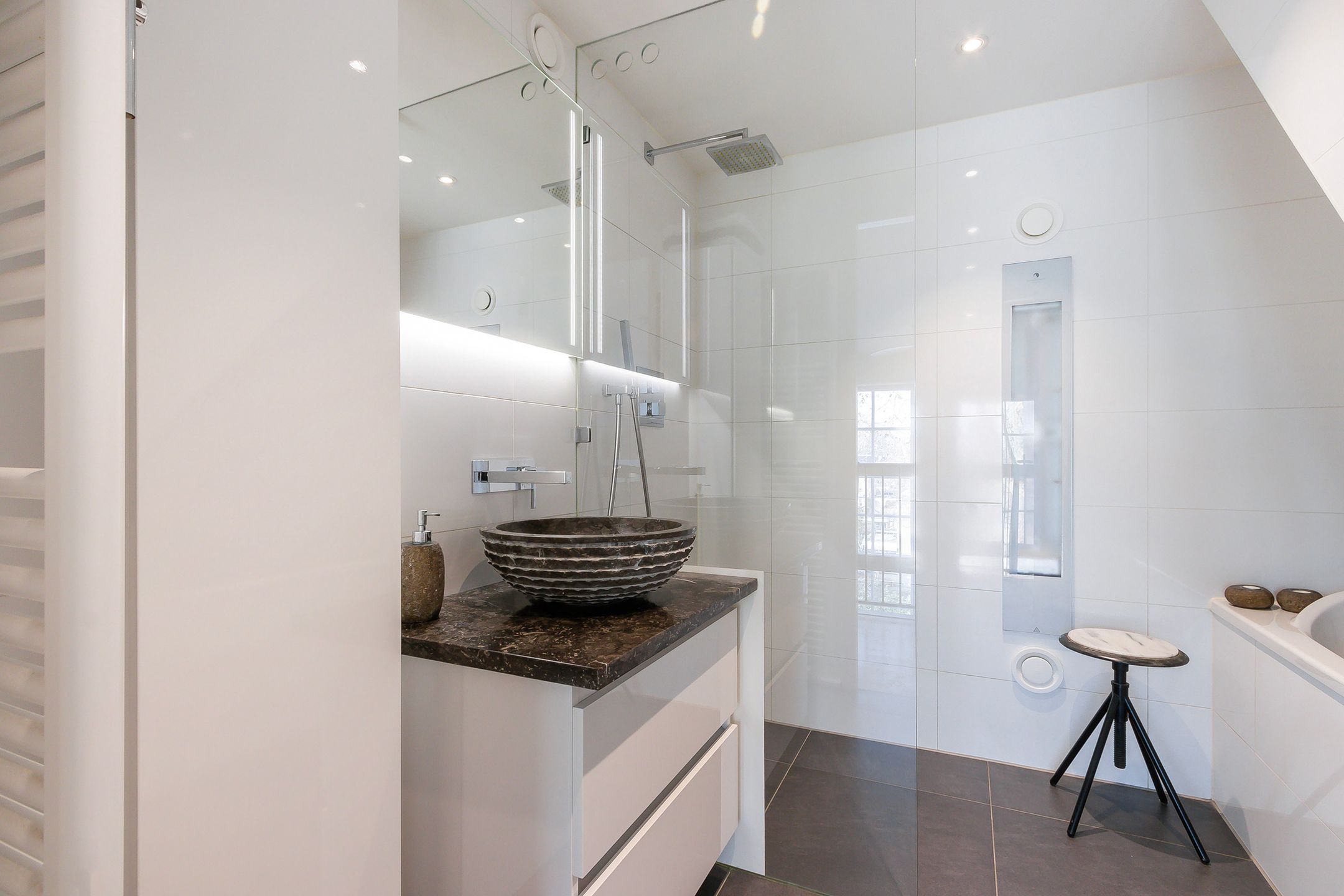 Photo 33 of Reeweg Oost 123-P