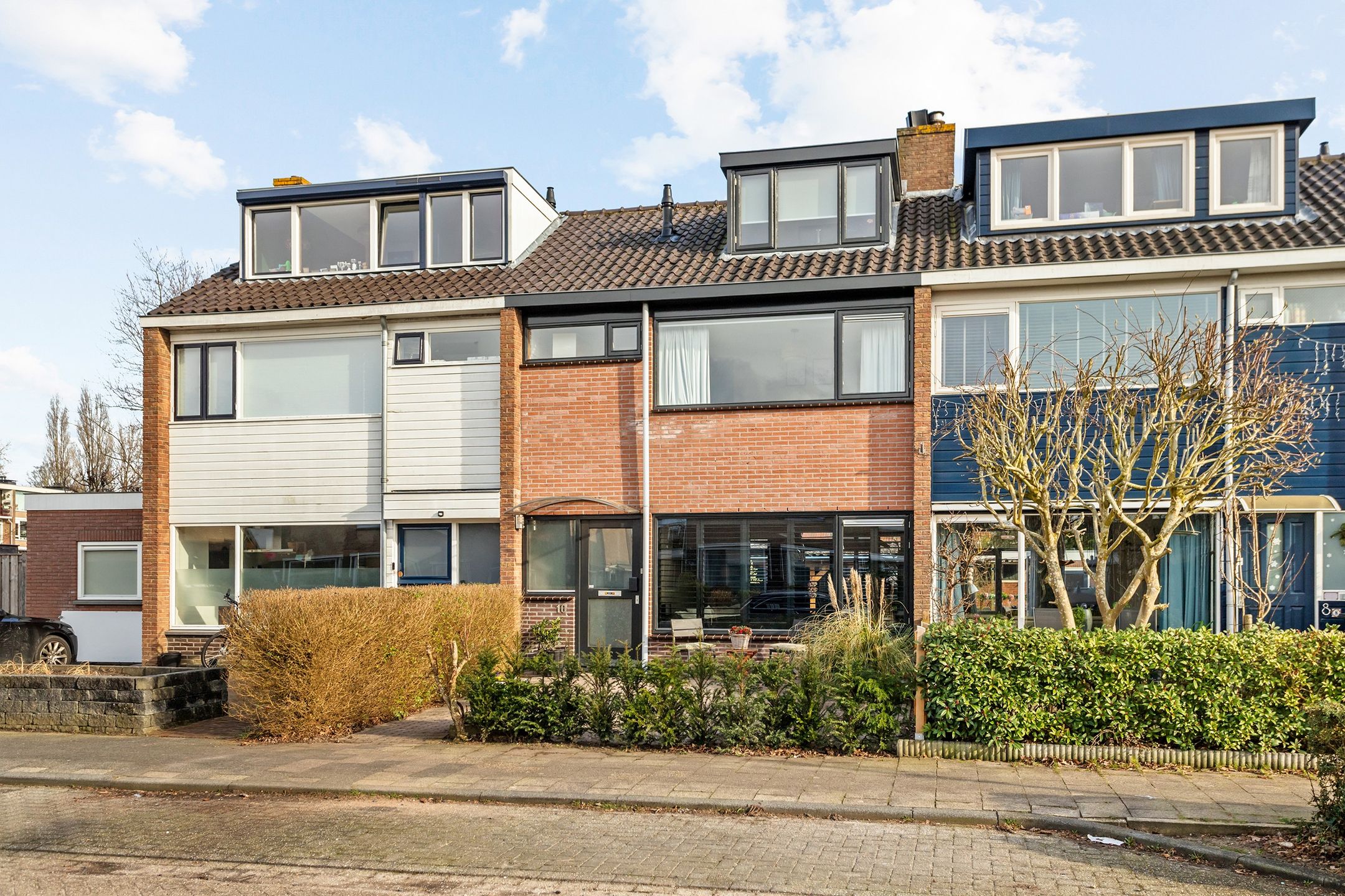 Spacious and Modern Family Home with Garden in Green De Bilt — 33