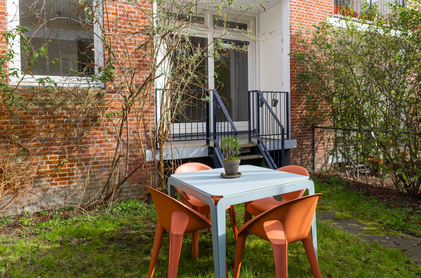 Charming Ground-Floor Apartment with Sunny Garden in Spaarndammerbuurt — 14