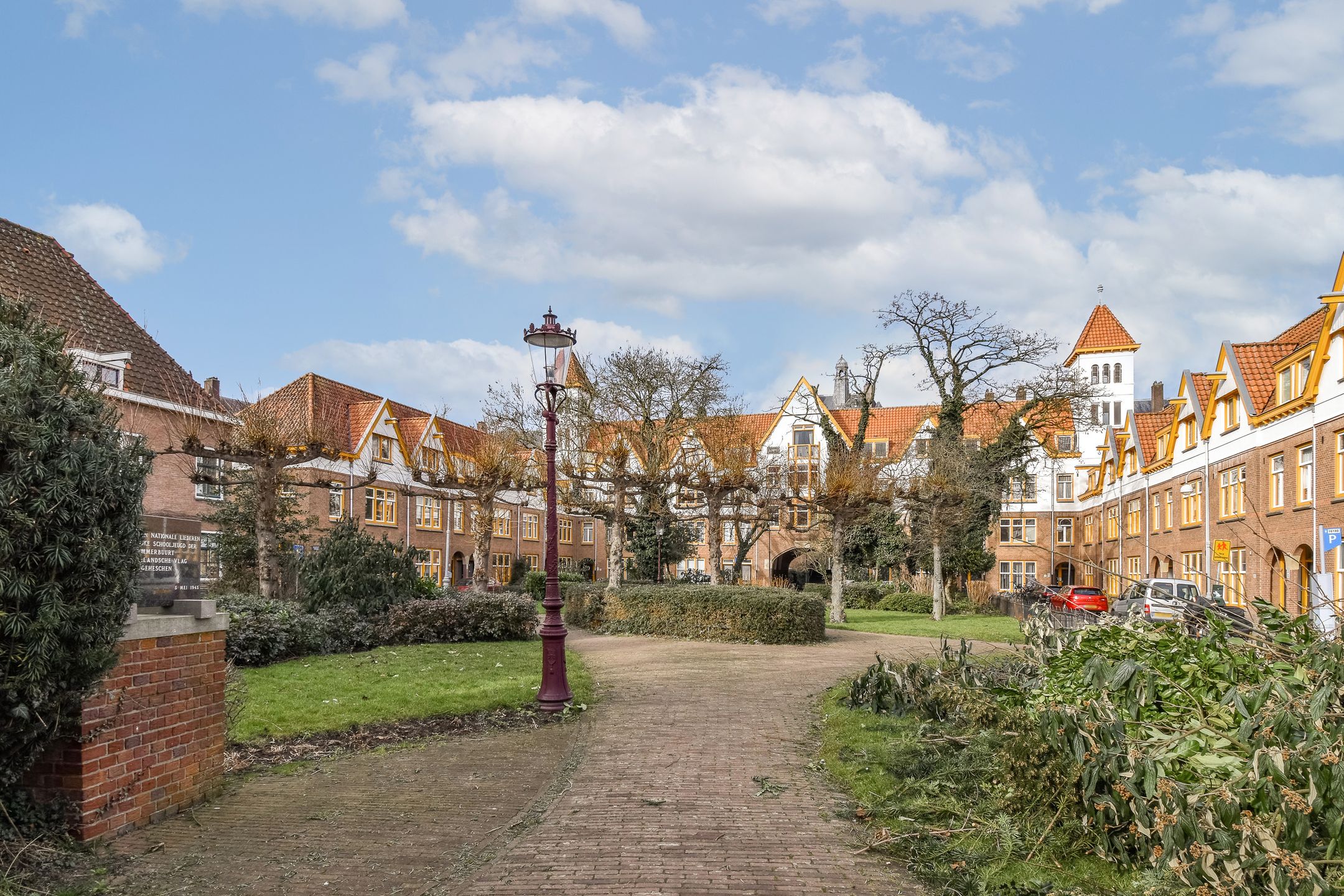 Charming Ground-Floor Apartment with Sunny Garden in Spaarndammerbuurt — 21
